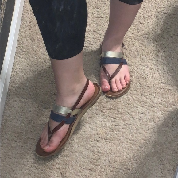 Sandals - Picture 6 of 7